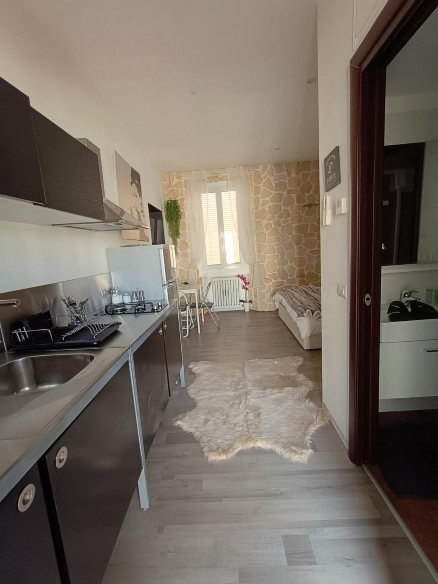 Porta Romana Apartment *
